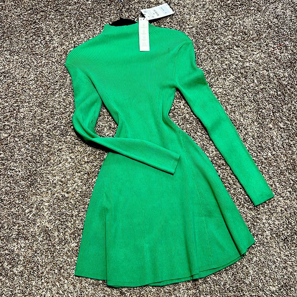 GREEN ZARA DRESS 💚